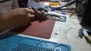 vệ sinh keo m&agrave;n hinh