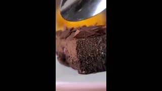 Low FODMAP Chocolate Mousse Cake🍰 🍫 #shorts