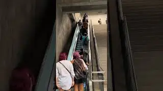 🇨🇱 Los chilenos son Personas bien educado! #travel #metro #chileunydos #artesescenicassantiago