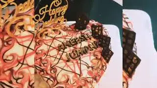 Red bee cake