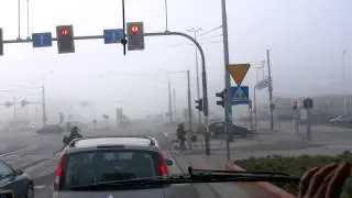 Jazda po mieście autobusem podczas szkolenia na prawko