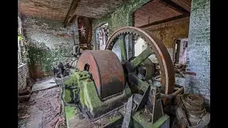 Urbex - Oude steenfabriek volledig belegerd door spinnen