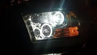 Комплект HID мощностью 55 Вт установлен на Ram 2500 Cummins 2012 года выпуска