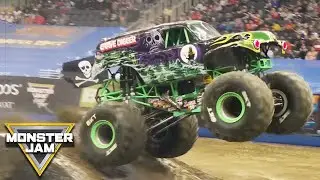 Grave Digger Backflip and Save! | Monster Jam 2020 | Birmingham | Monster Jam