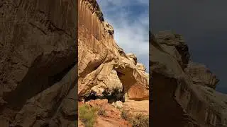 Hiking Capitol Reefs Beauty.....Please subscribe @JPATraveler #mightyfive #utah  #Capitolreef #Moab