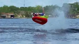 Bou&eacute;e tract&eacute;e Jobe Hydra Towable Nautigames