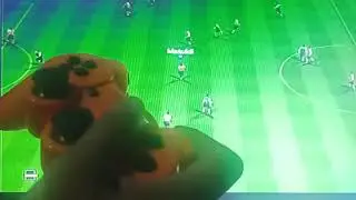 Trik dan Tips bermain bola winning eleven ps2 mengejar bola dengan cepat dan mudah