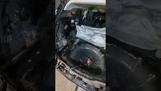 Wrecked Ford Focus repair - part 3