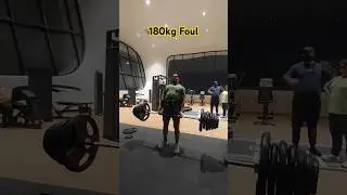 2.5kg falls off d bar of 180 kg by #anatoly #gymmotivation #gym #ronniecoleman #anatolygymprank #usa