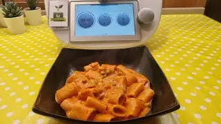 Pasta pomodoro panna e piselli per bimby TM7 TM6 TM5 TM31