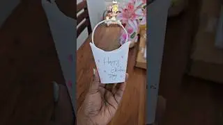 Идея подарка ко Дню защиты детей своими руками 🎁 ... поделка из бумажных стаканчиков #шорты #шорт...