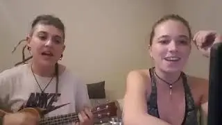 Radioactive - Imagine Dragons (Ukul&eacute;l&eacute; Cover / Cam & Loli)