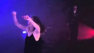 Julianne Moore and John Lithgow dance Gothic to She Past Away