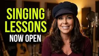 Joleen Gross giving Singing Lessons on Skype(rockinguitarlessons.com)
