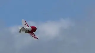 E-flite UMX Gee Bee R-2