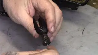 Singer 15 91: Oscillating Shaft OIl Wick Replacement