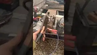 Electric wire brush