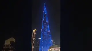 Weekend crowd to watch Fountain Show and beautiful Burj!!!!