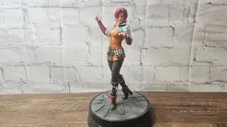 Den Knight Collectibles Episode 83: Dark Horse Triss Merrigold statue from The Witcher 3 Wild Hunt