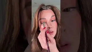 Lindsay Lohan Makeup 🧡