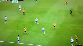 Tottenham&rsquo;s Serge Aurier ridiculous handball vs wolves