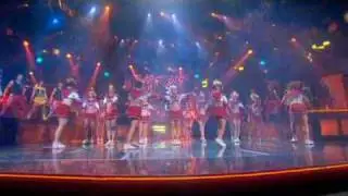 Dolph Lundgren,Christine Meltzer,M&aring;ns Zelmerl&ouml;w singing Eye of the tiger (Melodifestivalen)
