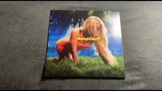 Zara Larsson 'Midnight Sun' Clear Vinyl Unboxing
