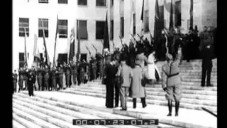 Mussolini inaugura la città universitaria.Una compagnia di studenti volontari per l'Africa