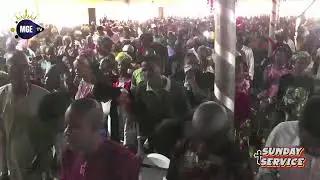 SUNDAY LIVE SERVICE
