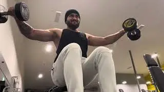 Discipline is the key F the motivation #swolemate #upperbodyworkout (Amazon phone holder) 