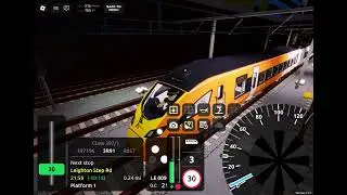 Me playing Roblox with the new scr update 