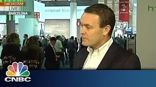 Volvo to Roll Out Autonomous Car | Mobile World Congress | CNBC International