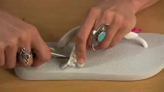 How To Glam-Up Your Flip Flops
