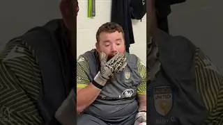 Sunday Leage Keeper Tries Strawberry Glove Wash! #gloveglu #goalkeeper