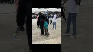 Mr Gorilla Friend with Kids #gorilla #kids #comedy