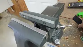 Impressive Quality & Features - Forward Bench Vise Demo