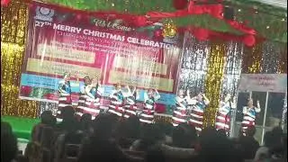 Group dance 