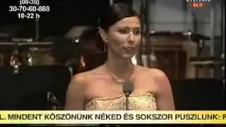Miklósa Erika: Elindultam szép hazámból