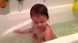 Big bath time splashes - 20 months
