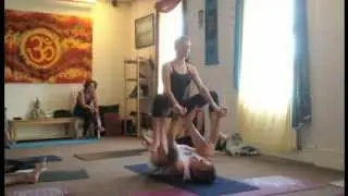 Dave Smyth yoga Retreat Partner yoga day