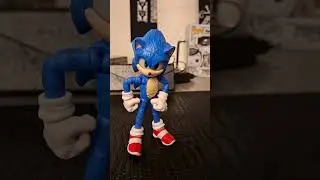unboxing Bendy and showing Pinocchio funko pop