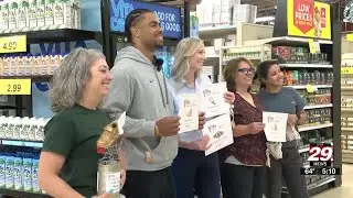 Shop to Stop Hunger event brings in food and donations while raising awareness