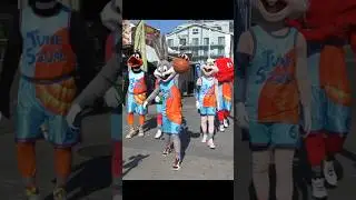 SPACE JAM/Tune Squad getting BUCKETS in Real Life