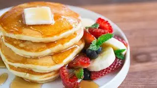 Fluffy Vanilla Pancakes