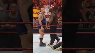 SHAQ VS BIGSHOW😬🤯 #nba #basketball #shaq #shaquilleoneal #bigshow #wwe