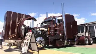2005 Peterbilt 379 - Fantastic Custom Build Truck by Entreprise PJF!