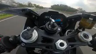 BMW S1000RR 302km/h autobahn
