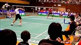 Taufik Hidayat trickery against Japanese junior player