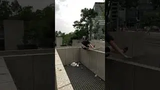 Dash to speedstep from Chinese gardens in Melbourne  #freerunning #diving #cliffjump # #parkour