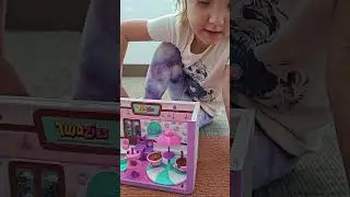 Zunia playing with Twozies